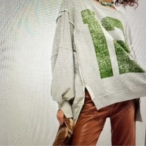 💚💚We The Free Tom Brady Camden Sweatshirt